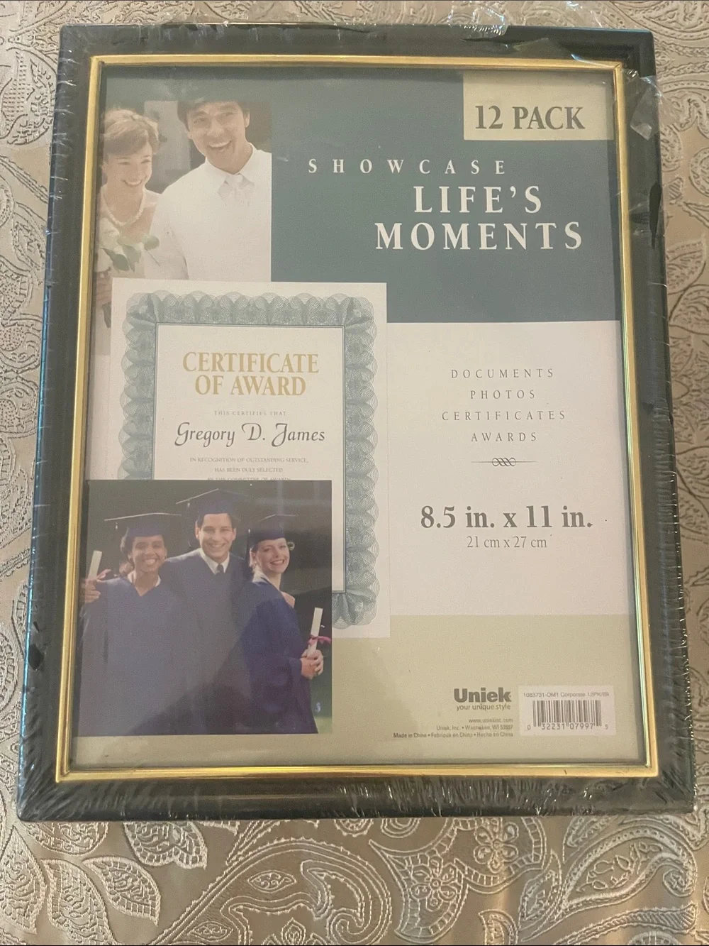 Black and Gold Showcase Picture Frame - 8.5 x 11 Inch